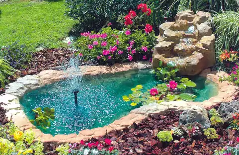 laghetti da giardino: dimensioni consigliate, tecniche di costruzione, tipologie di materiali e di colori: tutto quello che dovresti sapere